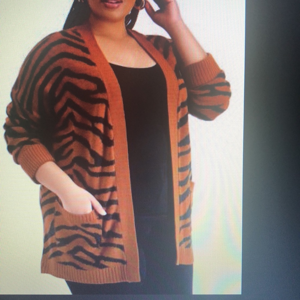 Full Circle Trends Trendy Plus Size Printed Cardigan